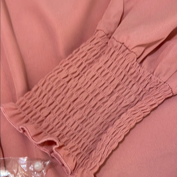 💗NWT💗 Long Sleeve Button Down Blouse - Picture 5 of 9
